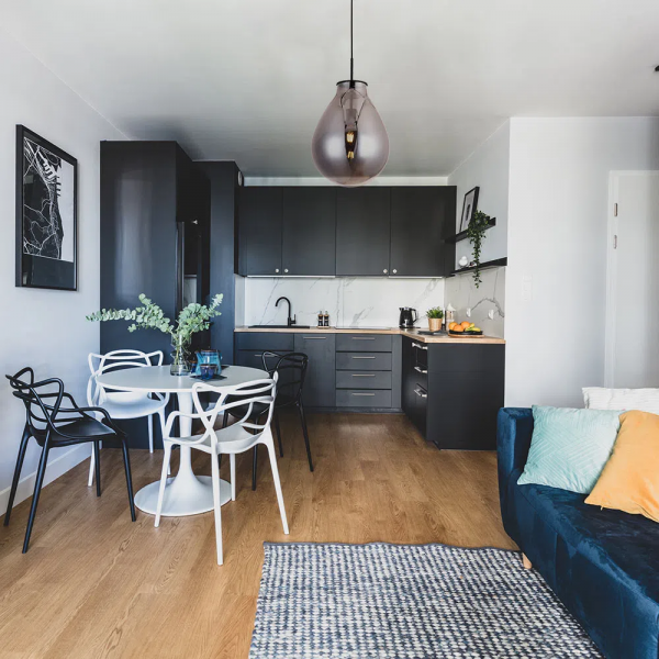 PENDENTE CAJU PRETO E CROMADO (D)23CM (A)30CM 1XE14 40W - RZ001ESB - 2