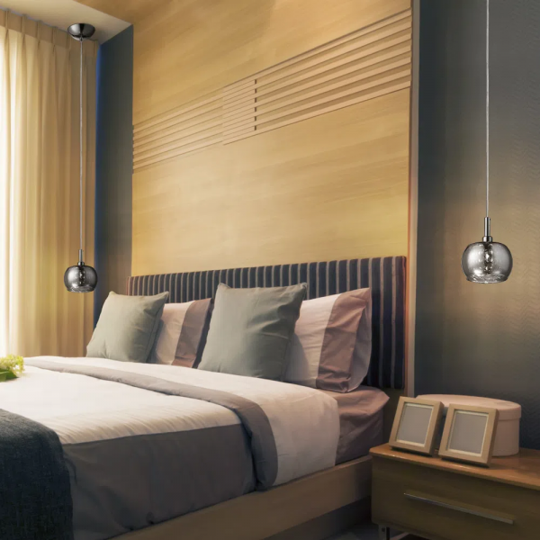 PENDENTE SOHO CROMADO E TRANSPARENTE (D)16CM (A)13CM 1XG9 25W - HO7613 - 3